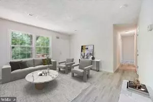 Fredericksburg, VA 22405,10 ROSEWOOD ST