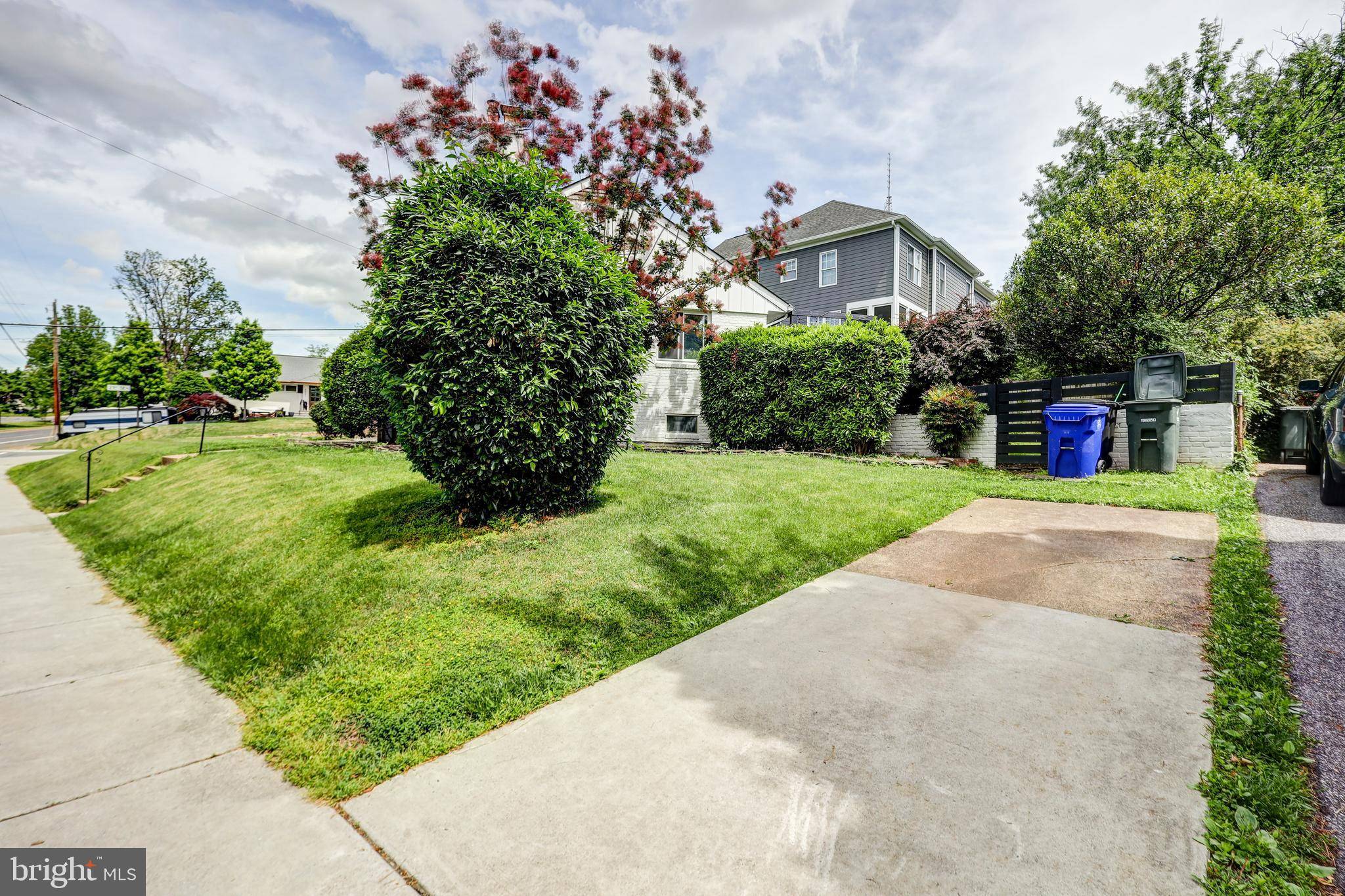 Arlington, VA 22205,2013 PATRICK HENRY DR