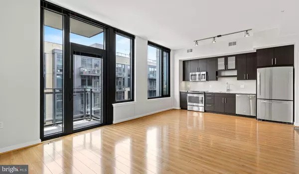 Bethesda, MD 20814,8300 WISCONSIN AVE #1B-1-138