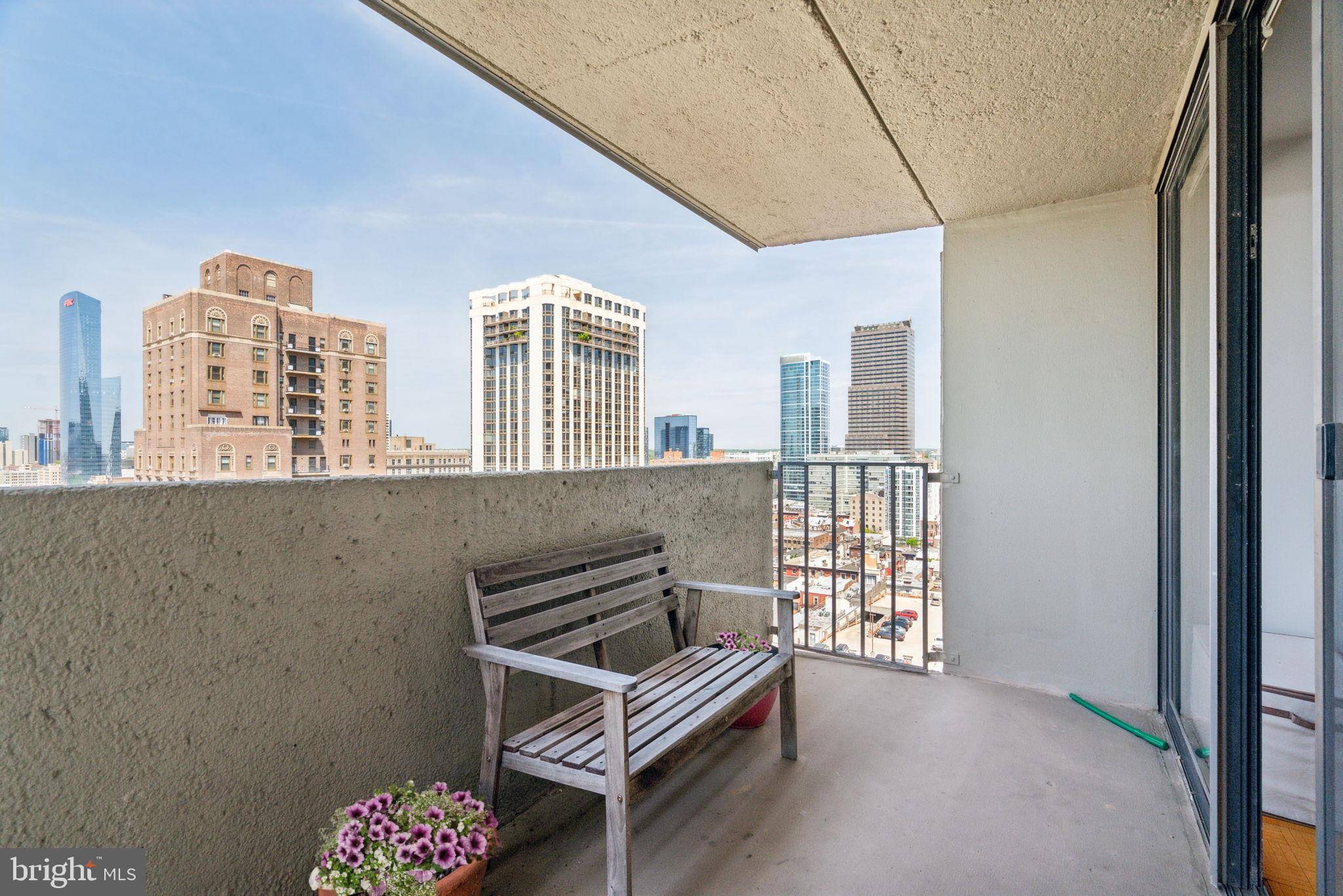 Philadelphia, PA 19103,224-30 W RITTENHOUSE SQ #1914
