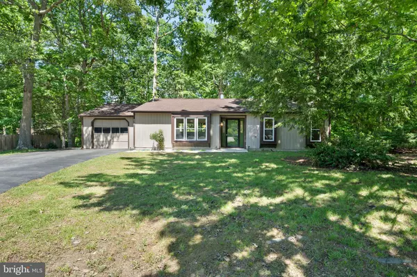 Waldorf, MD 20603,8317 APPLE CREEK PL
