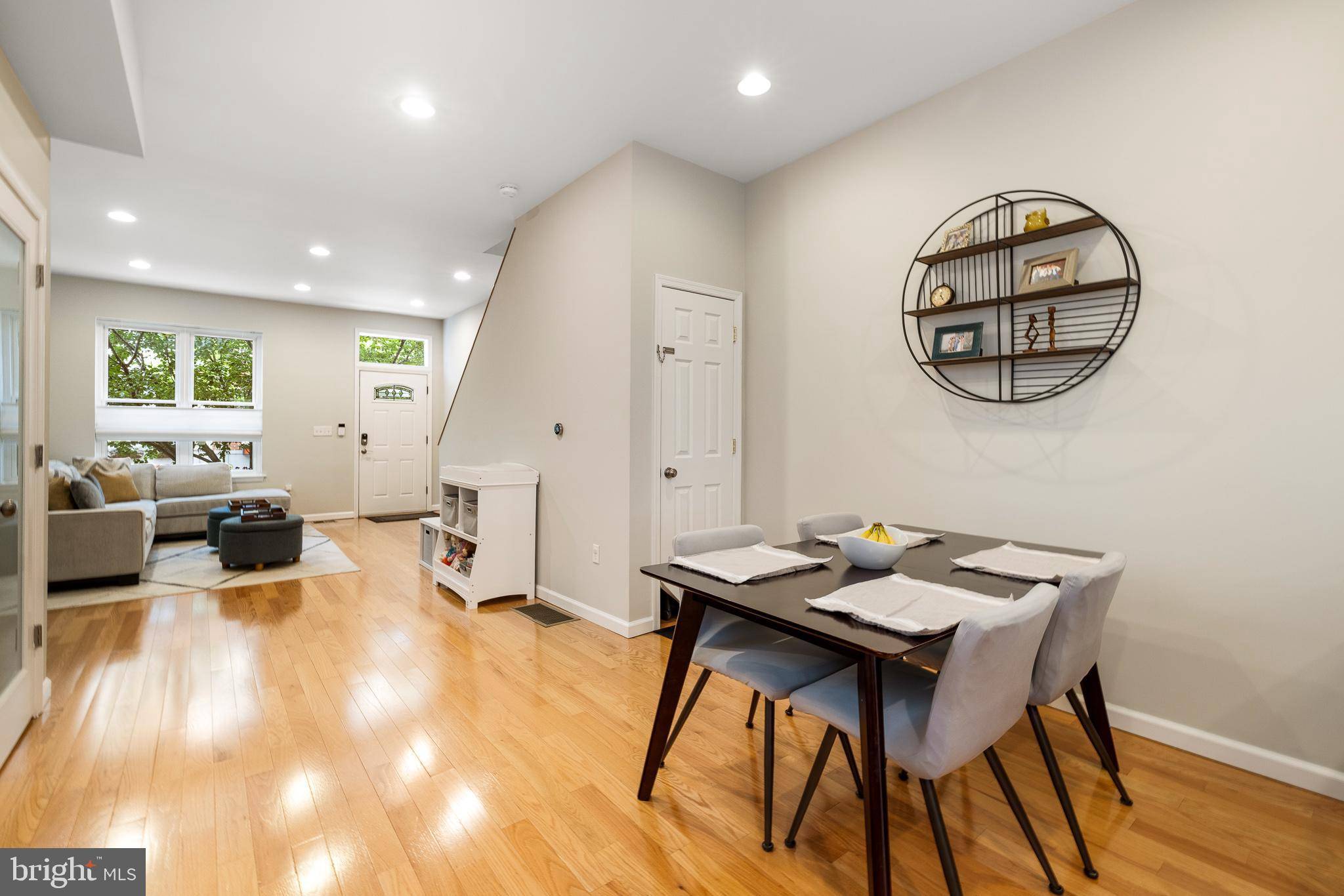 Philadelphia, PA 19146,2434 CARPENTER ST