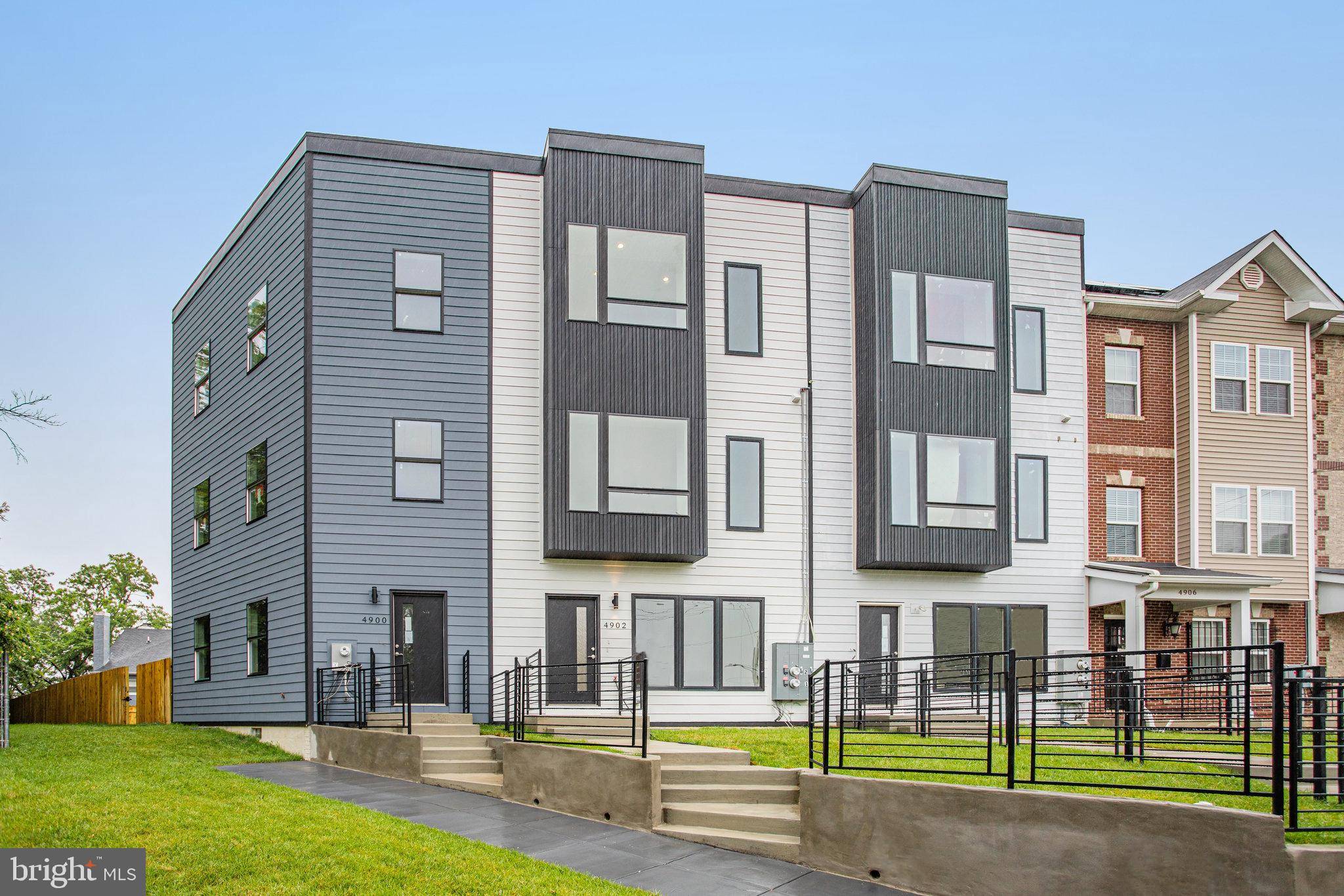 4902 D ST SE, Washington, DC 20019