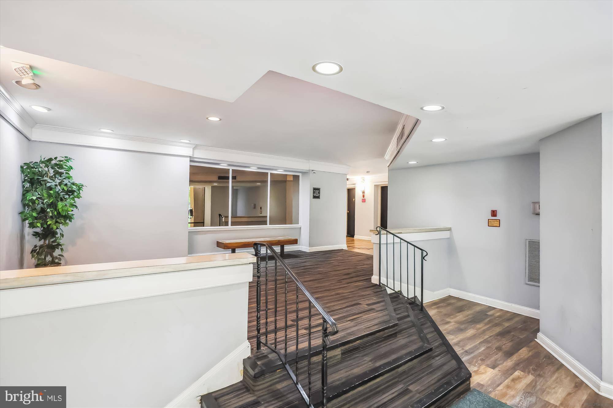 Annandale, VA 22003,4355 IVYMOUNT CT #25