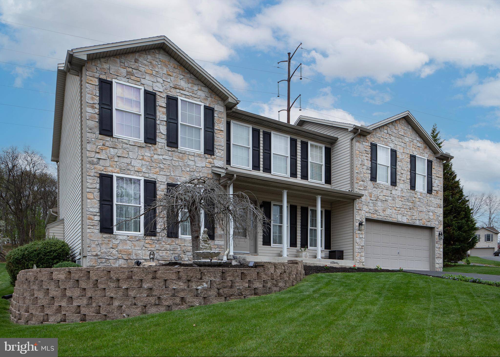 Harrisburg, PA 17111,304 KENT DR