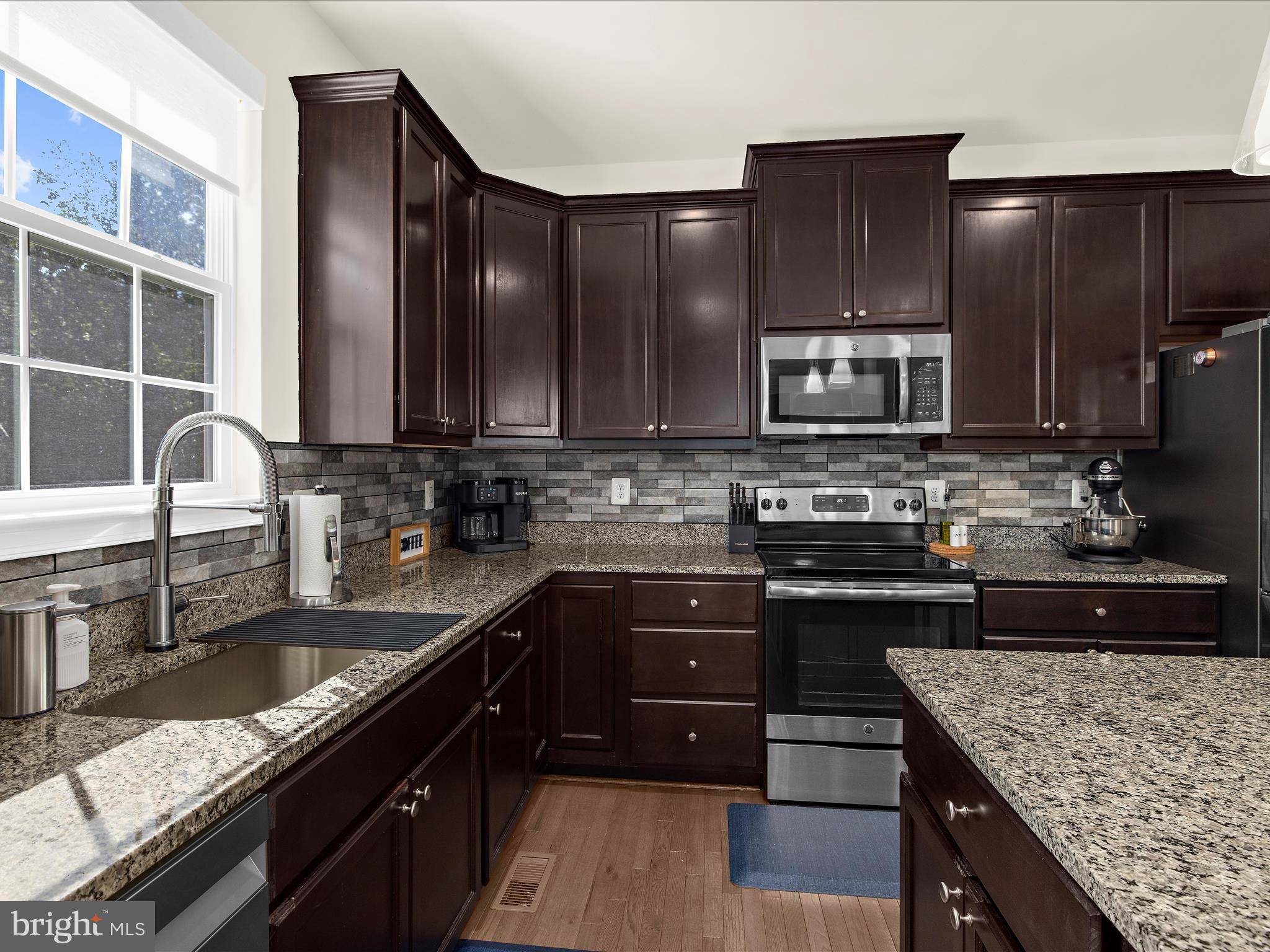 Prince Frederick, MD 20678,208 FINCH DR