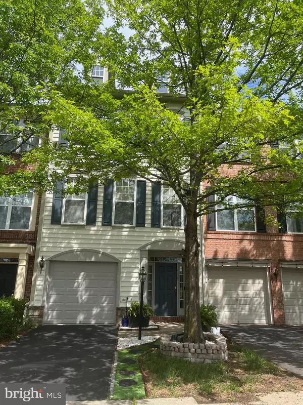 12205 DESOTO FALLS CT, Bristow, VA 20136