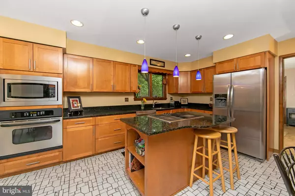 Medford, NJ 08055,77 WIGWAM CT