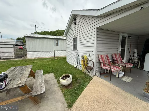 Keyser, WV 26726,44 VERNON ST