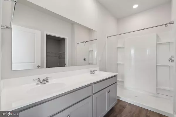Lexington City, VA 24450,42 SEABISCUIT CT