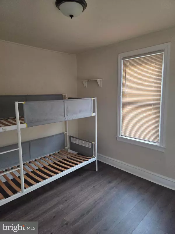 Philadelphia, PA 19140,199 W ANNSBURY ST