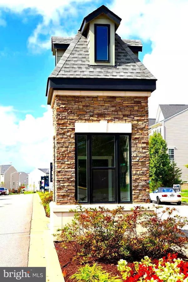 Upper Marlboro, MD 20774,9037 ELK AVE