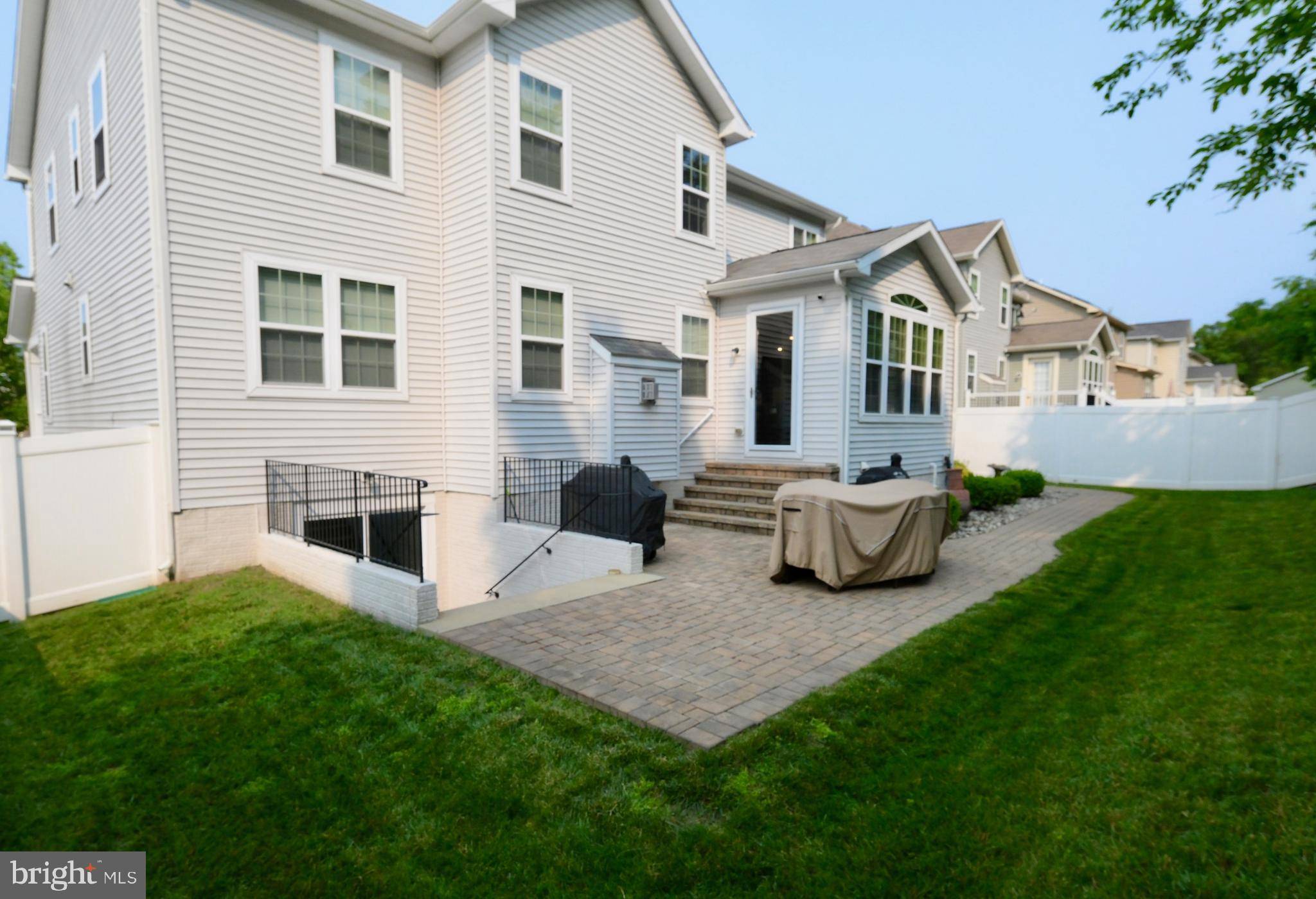 Waldorf, MD 20603,9796 LEIGHLAND CT