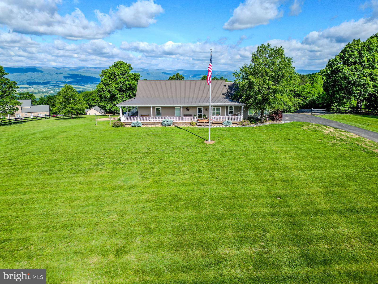 Petersburg, WV 26847,40 BRYNNER DR