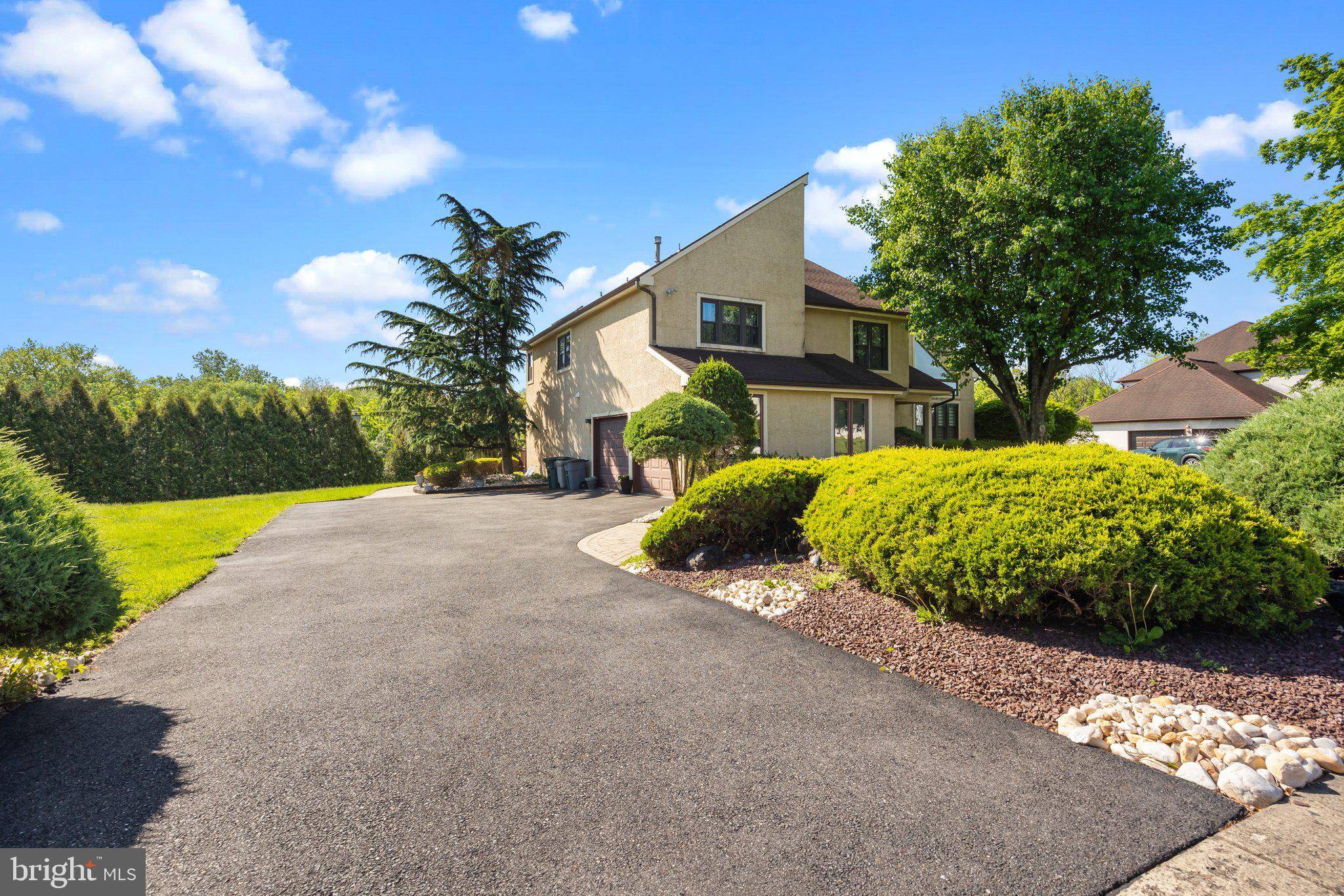 Southampton, PA 18966,1025 LONGFIELD RD