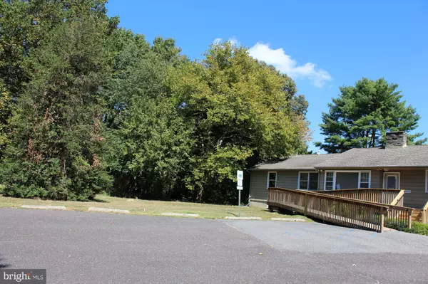 Medford, NJ 08055,332 STOKES RD