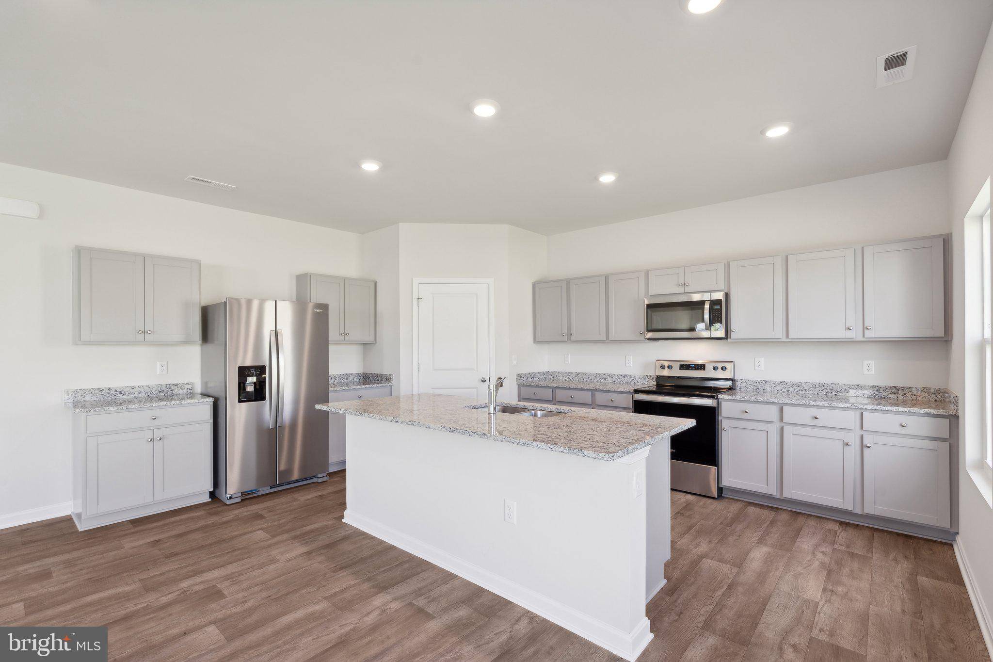 Lexington City, VA 24450,52 SEABISCUIT CT