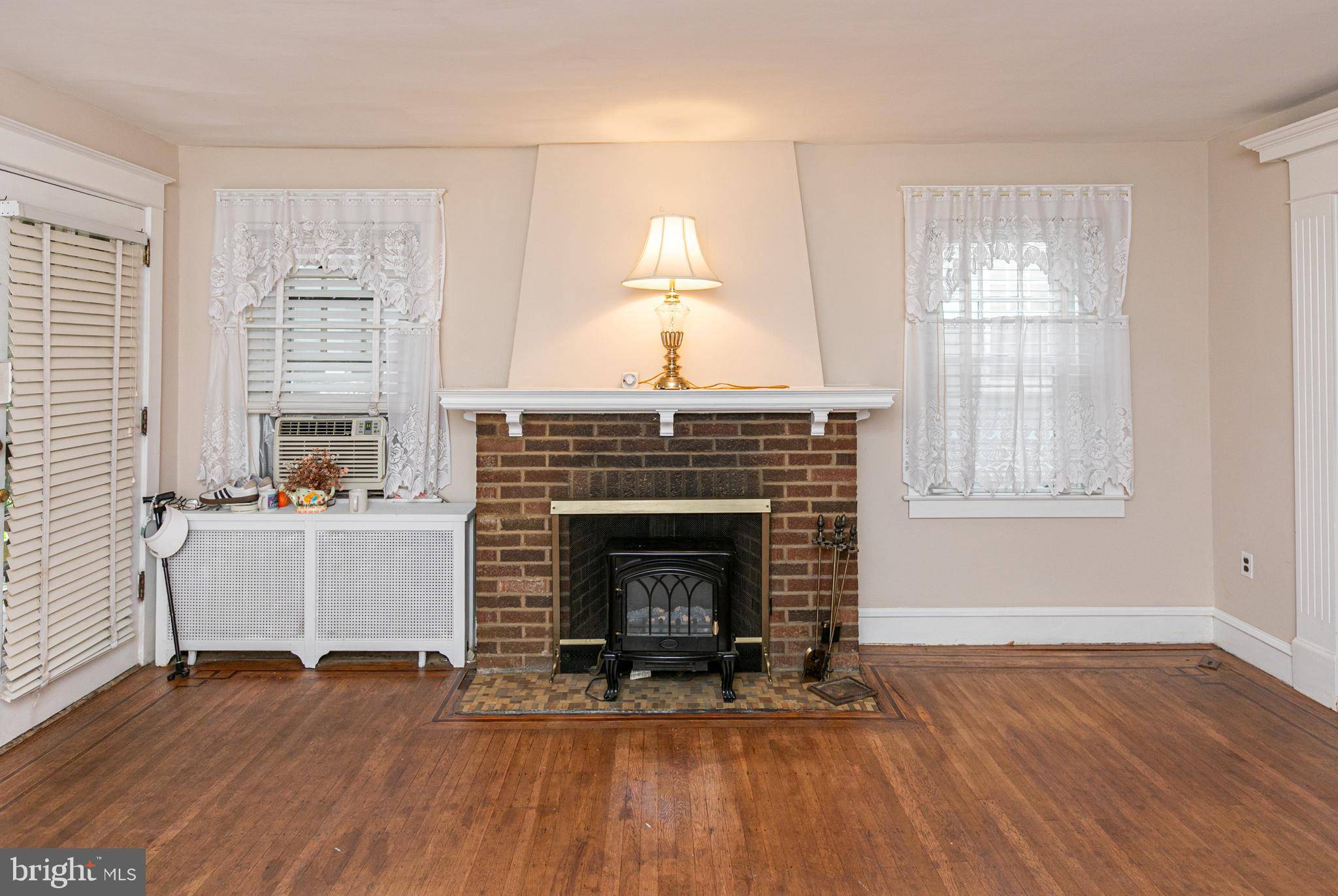 Philadelphia, PA 19124,1052 ALLENGROVE ST