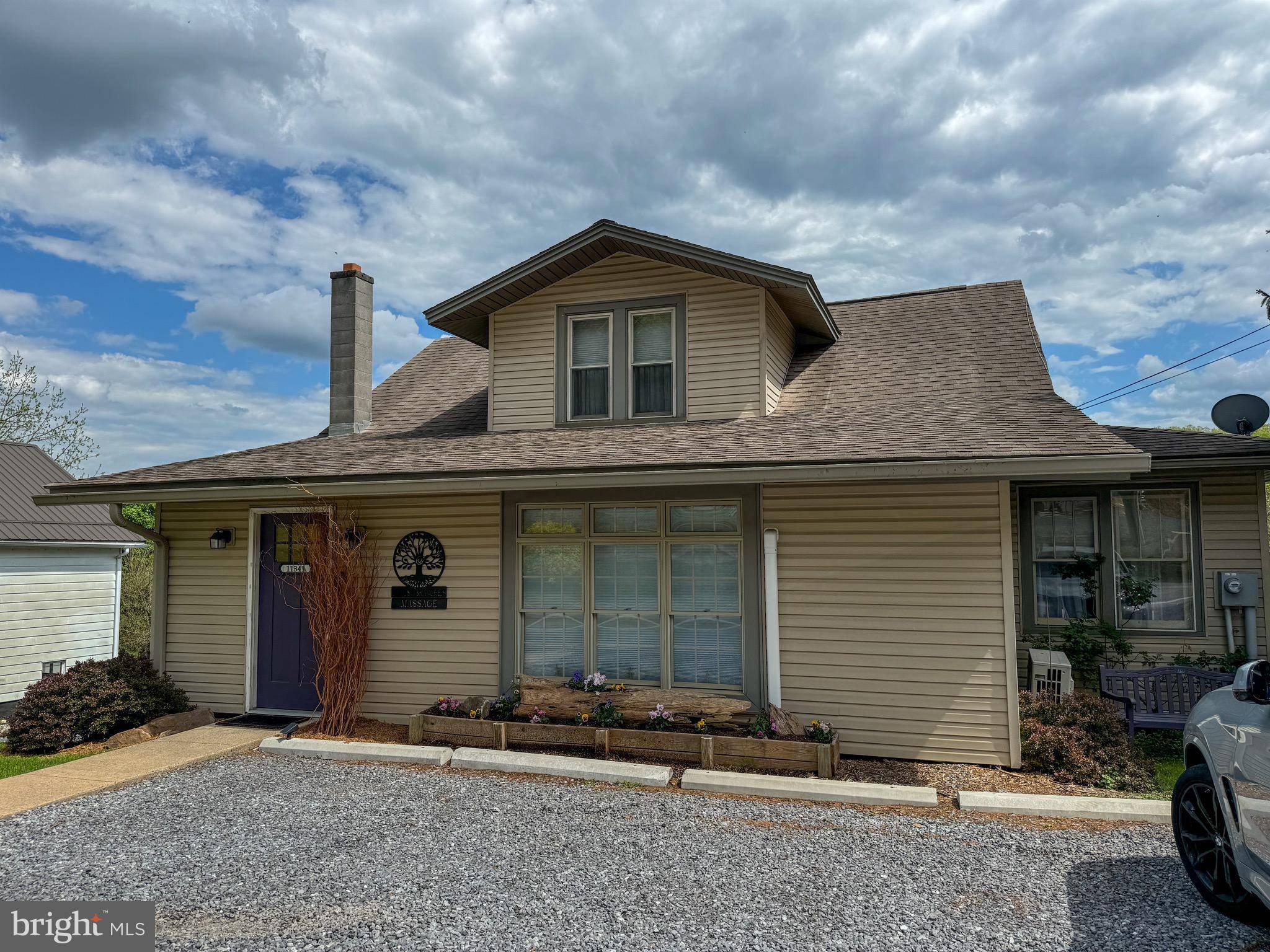 11341 RAYSTOWN RD, Huntingdon, PA 16652