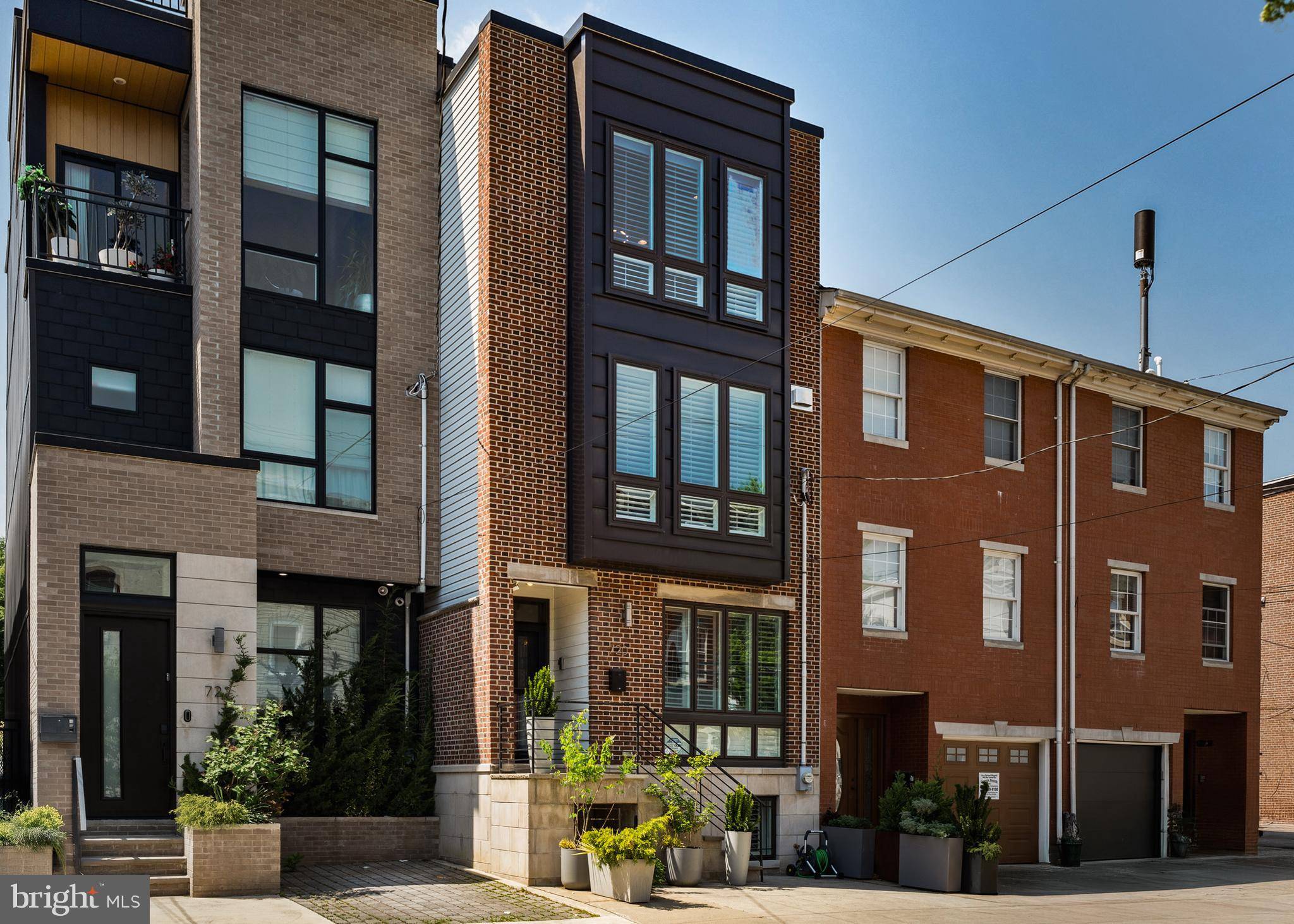 Philadelphia, PA 19146,720 S 19TH ST