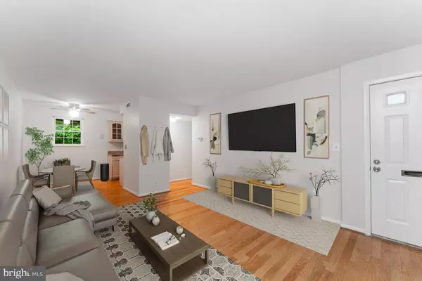 2605 SOUTH WALTER REED DR #A, Arlington, VA 22206