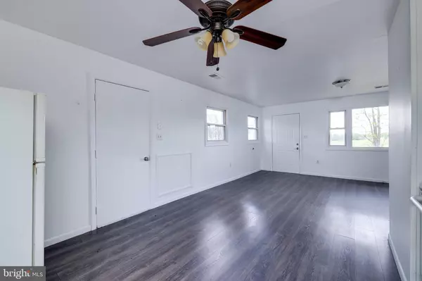 Luray, VA 22835,4 COTTAGE DR