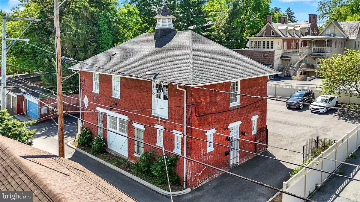 Lancaster, PA 17602,316 E MARION ST
