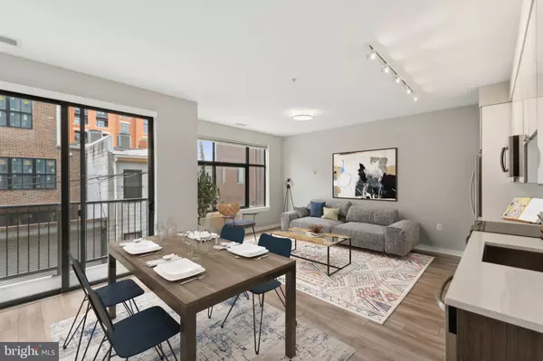 Washington, DC 20002,911 2ND ST NE #207