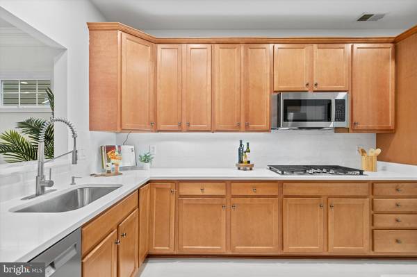 Lorton, VA 22079,8897 WHITE ORCHID PL