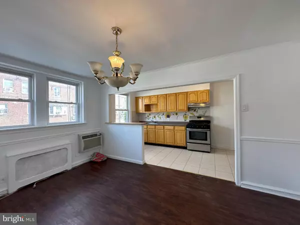 Philadelphia, PA 19149,6827 LYNFORD ST