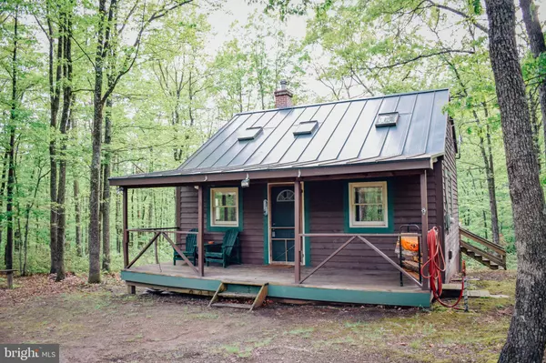 124 WILD BOAR RD, Paw Paw, WV 25434