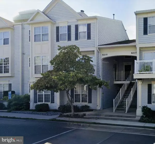 8205 CROSSBROOK CT #201, Lorton, VA 22079
