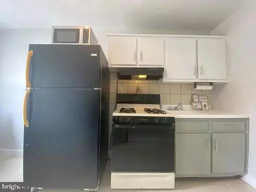 Philadelphia, PA 19135,6631 ERDRICK ST