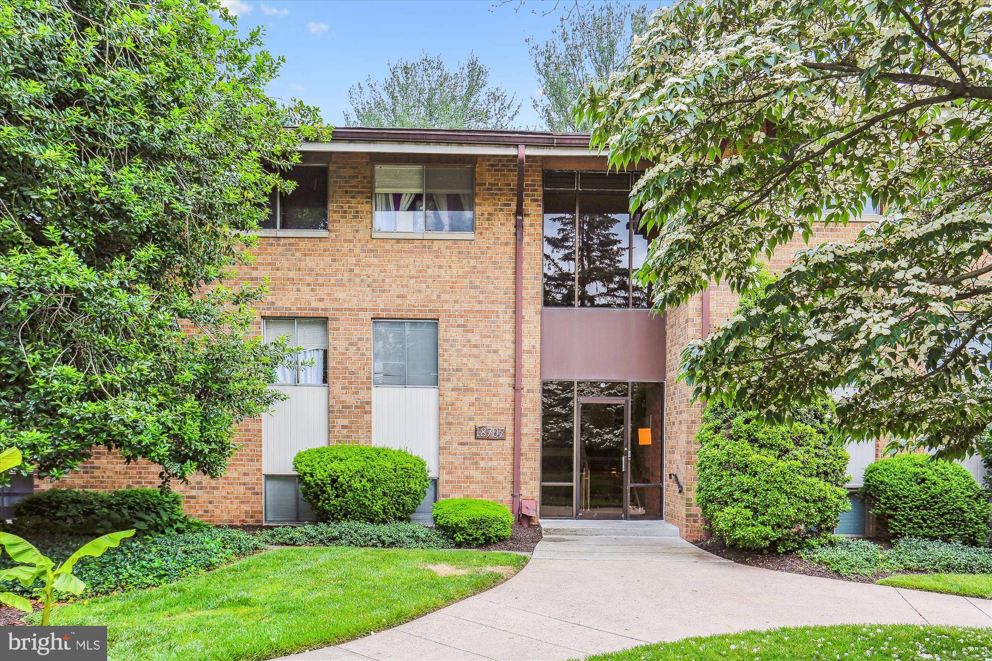 Gaithersburg, MD 20886,18707 WALKERS CHOICE RD #6