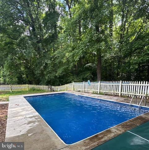 La Plata, MD 20646,511 DOGWOOD CT