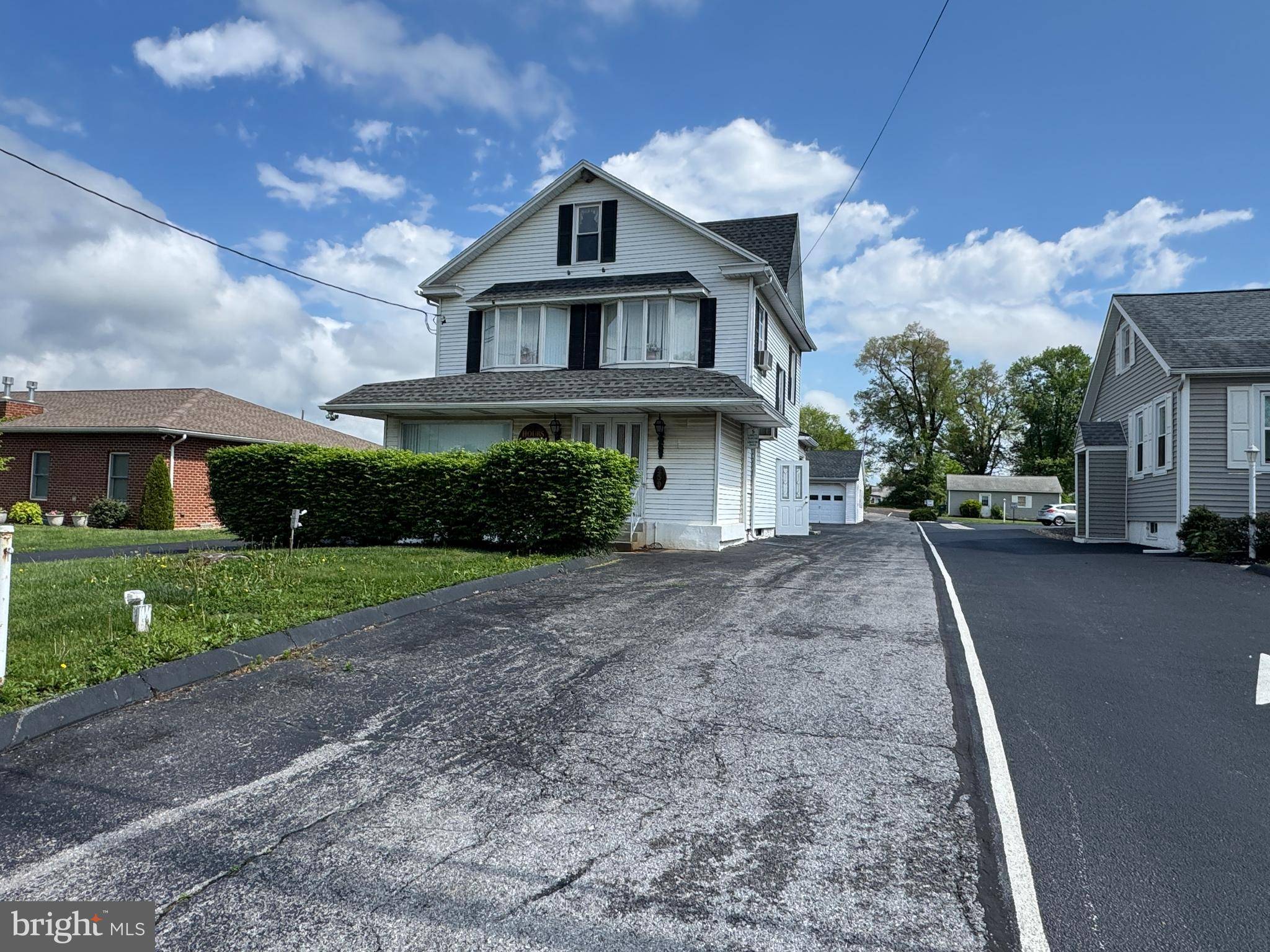 Carlisle, PA 17013,239 YORK RD