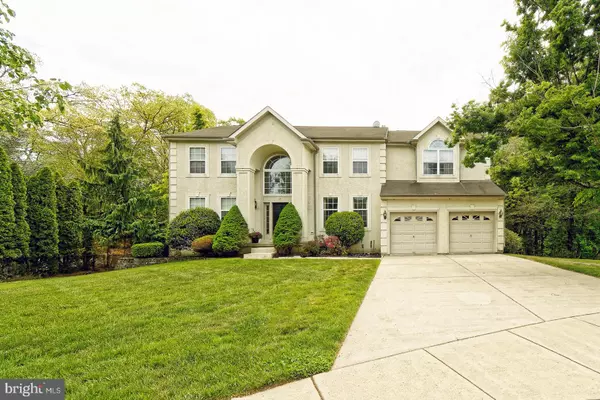 Glassboro, NJ 08028,4 WOOD LAKE CT