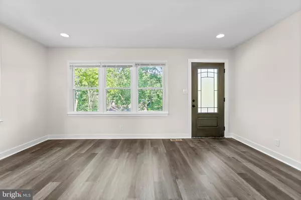 Fredericksburg, VA 22407,313 BURMAN LN