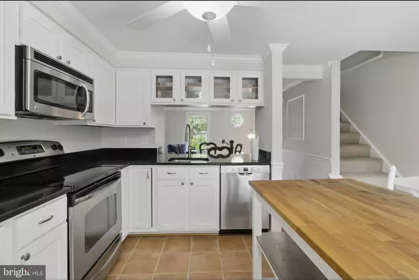 Reston, VA 20191,1920 BELMONT RIDGE CT