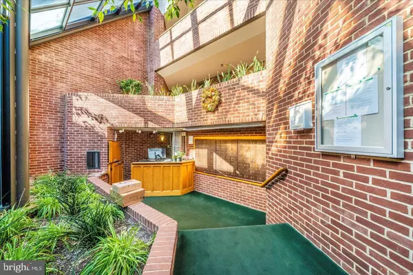 Washington, DC 20007,1080 WISCONSIN AVE NW #503W