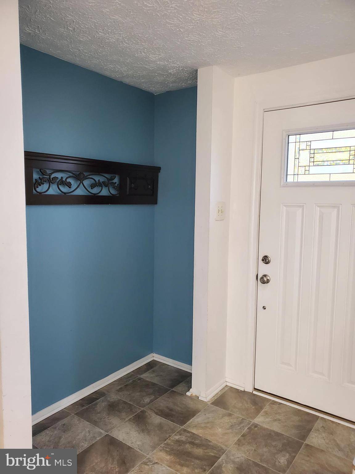 Springfield, VA 22153,8221 WHITE STONE LN