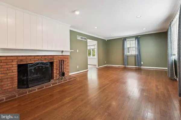 Towson, MD 21204,1016 W JOPPA RD