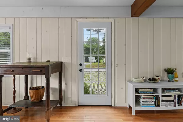 Ocean View, DE 19970,38706 RIVER RD
