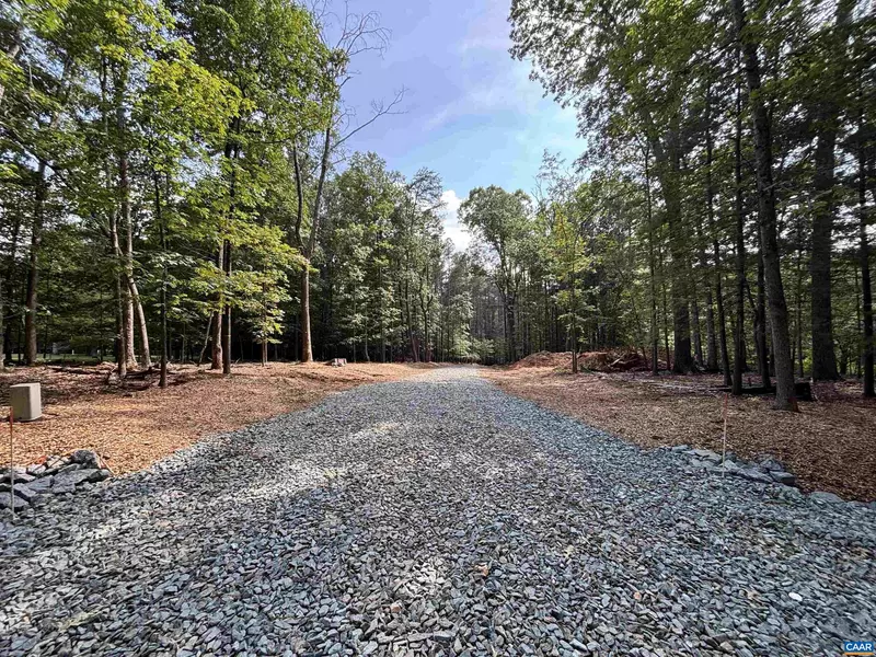 018E7 GARTH GATE LN #018E7, Charlottesville, VA 22901