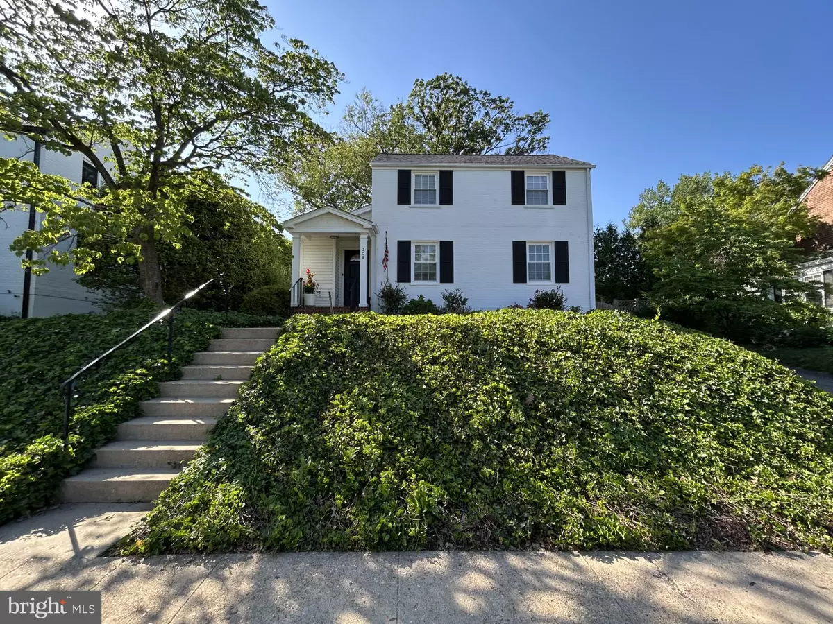 Arlington, VA 22203,308 N GRANADA ST