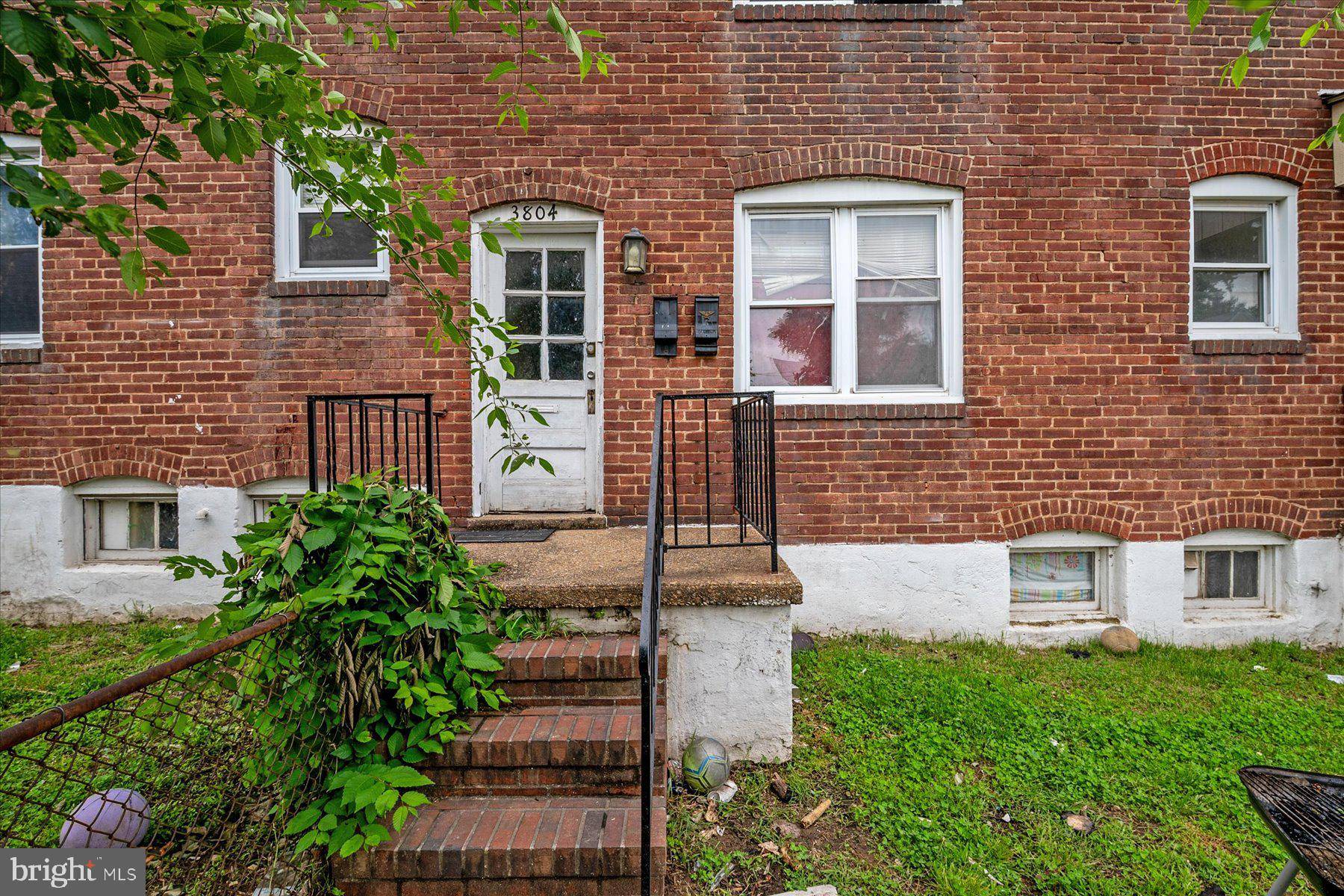 Baltimore, MD 21225,3804 LEADENHALL ST