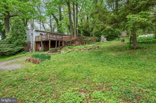 New Providence, PA 17560,588 LANCASTER PIKE