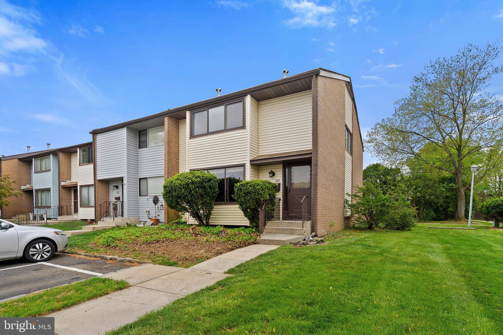 Hightstown, NJ 08520,342 BOLTON RD