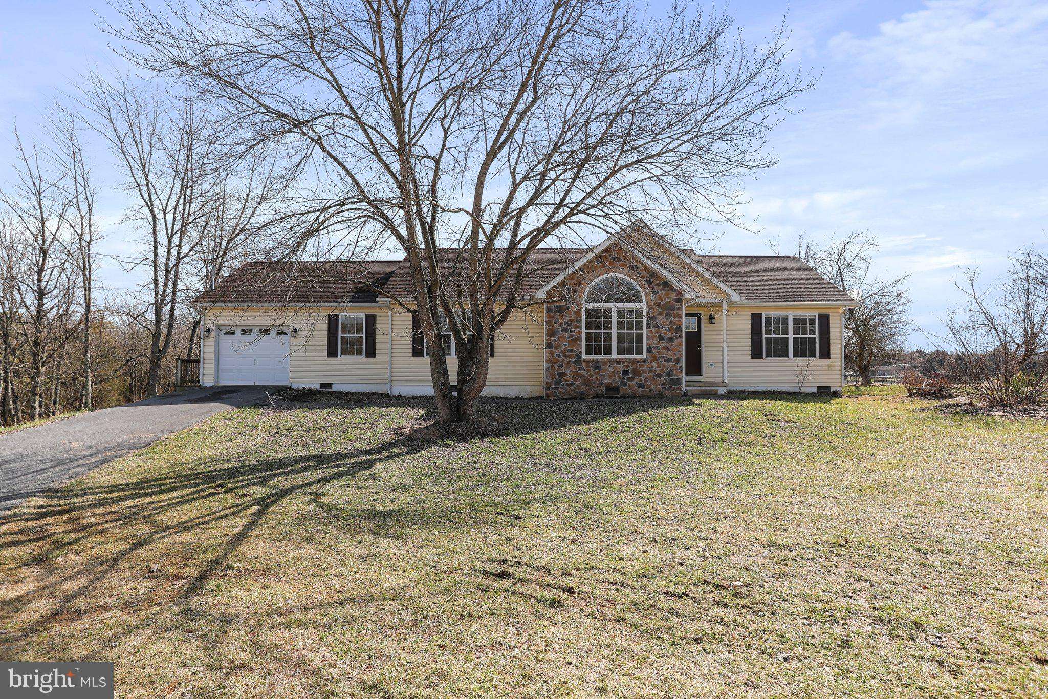 Martinsburg, WV 25405,19 TIE RUN RD