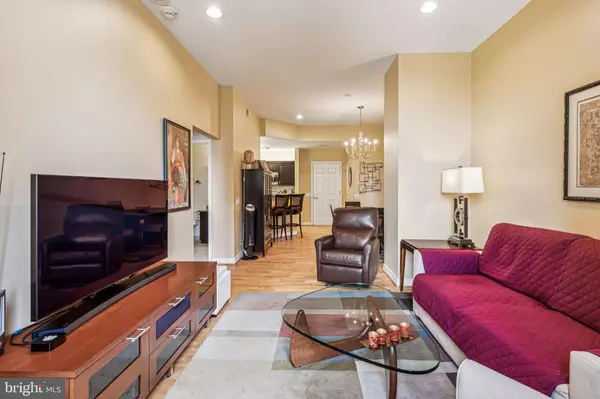 Philadelphia, PA 19103,1600 ARCH ST #1111